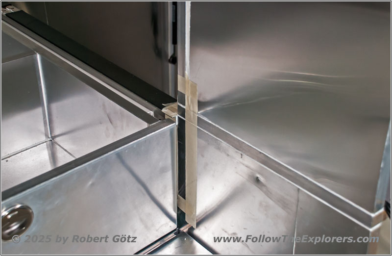 Shelter bedroom door frame Shelter bedroom door frame