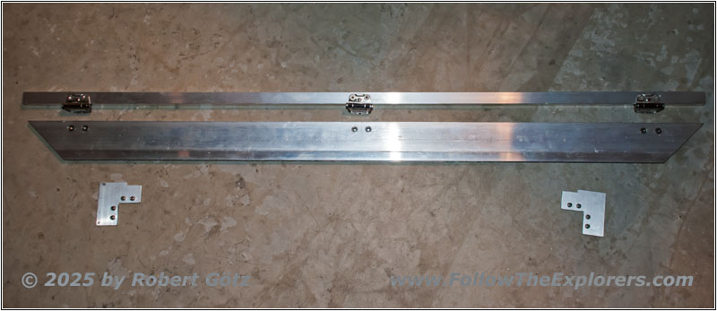 Shelter bedroom door hinge Shelter bedroom door hinge