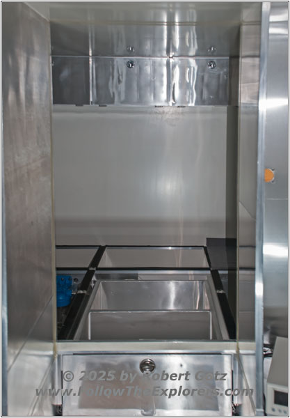 Shelter bedroom door frame Shelter bedroom door frame