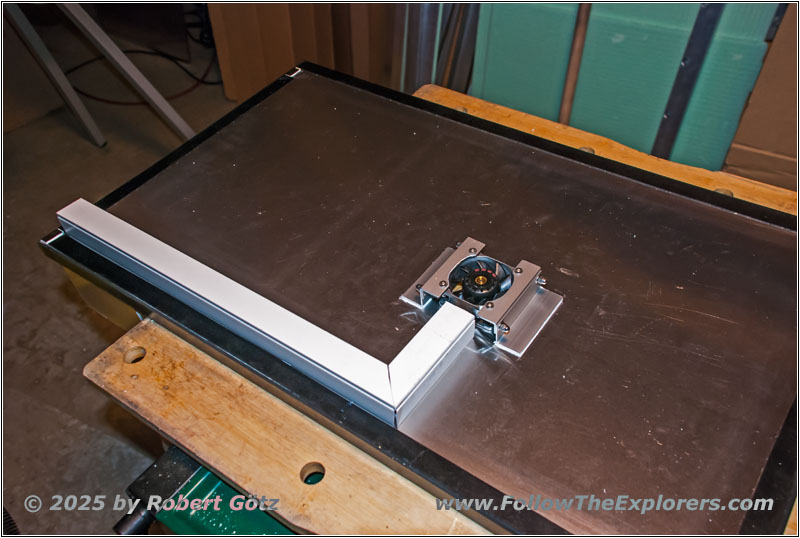 Shelter restroom floor with battery fan Shelter restroom floor with battery fan