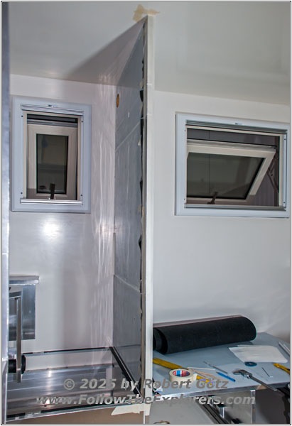 Koffer Toilettentürrahmen Koffer Toilettentürrahmen