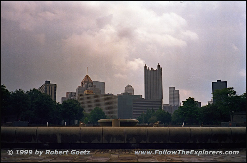 Skyline Pittsburgh Point State Park