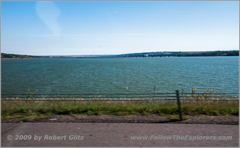 Interstate 90, Missouri River/Lake Francis Case, South Dakota