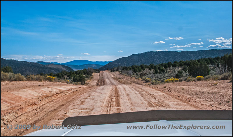 Flaming Gorge Rd, WY