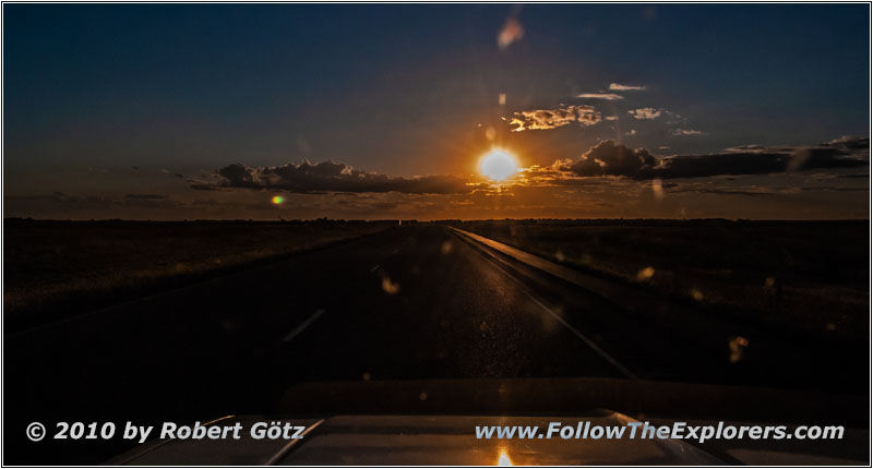 Sonnenuntergang Interstate 90, South Dakota Sonnenuntergang Interstate 90, South Dakota