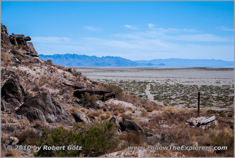 Crater Island Rd, Bonneville Salt Flats, Utah
