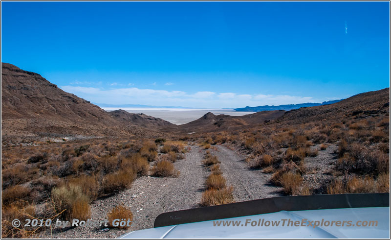 Crater Island Rd, Bonneville Salt Flats, Utah