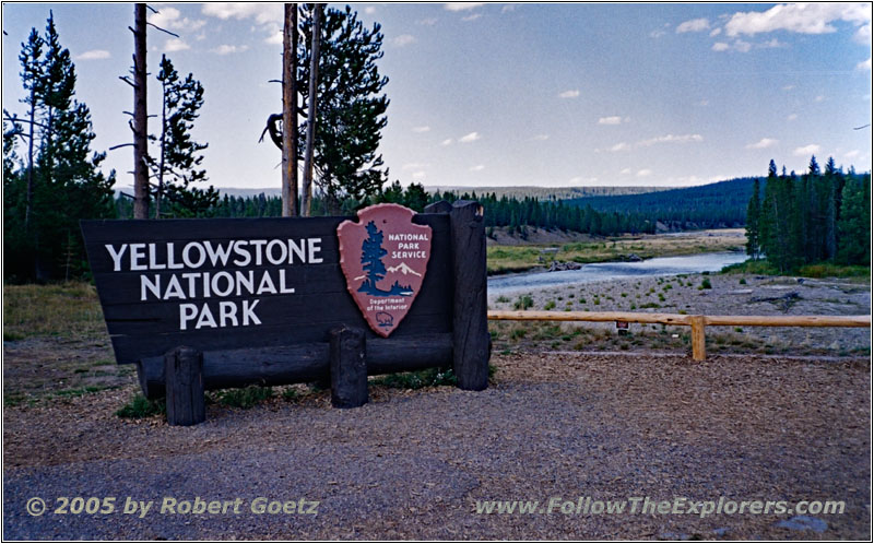 S Entrance, Yellowstone National Park, Wyoming