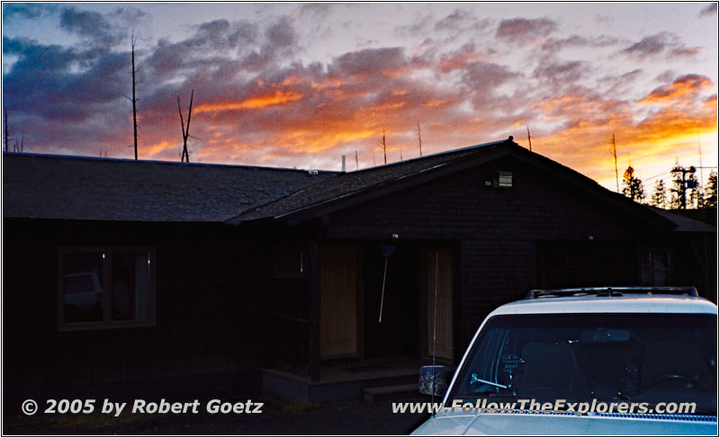88 S10 Blazer, Sunset Snowlodge Cabin, Yellowstone National Park, WY