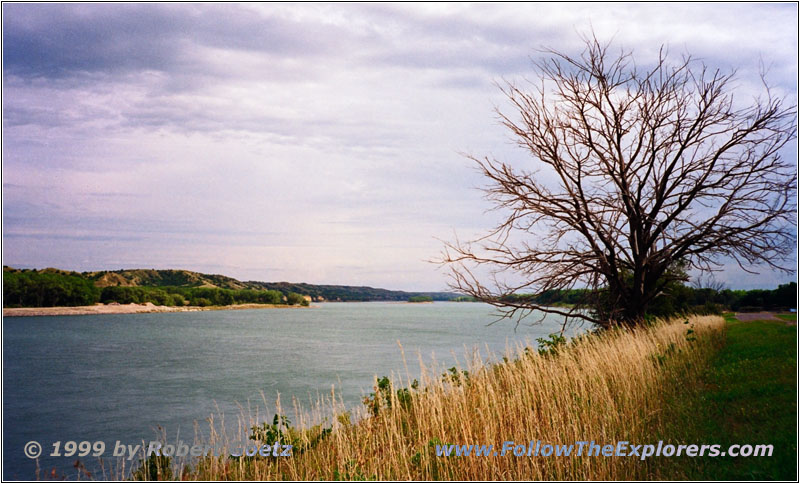 Missouri River, Fort Randall Damm, South Dakota