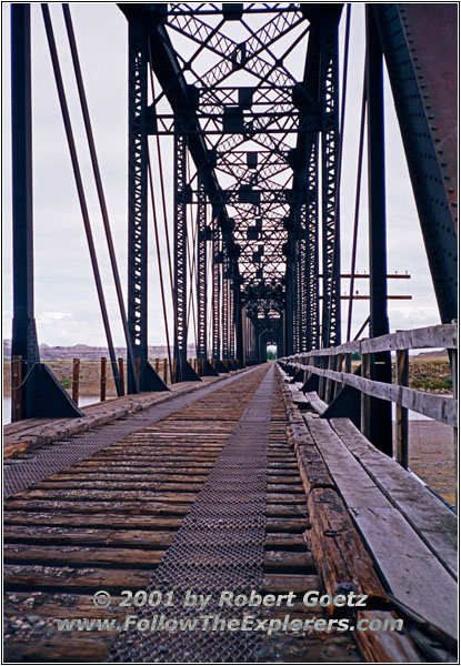Bridge over Yellowstone River, Milwaukee Road, MT