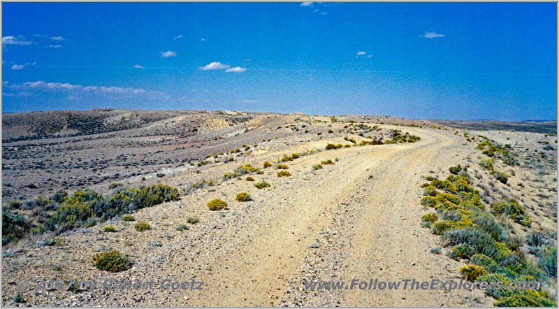 BLM Rd 3216, Cyclone Rim, Great Divide Basin, Wyoming