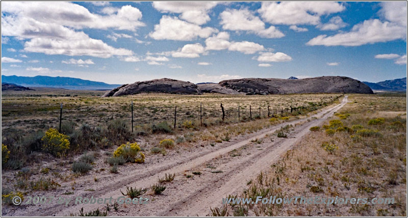 Emigrant Trail Rd/RD319, Independence Rock, Wyoming