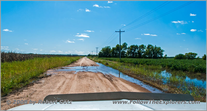 N River Rd, Kansas