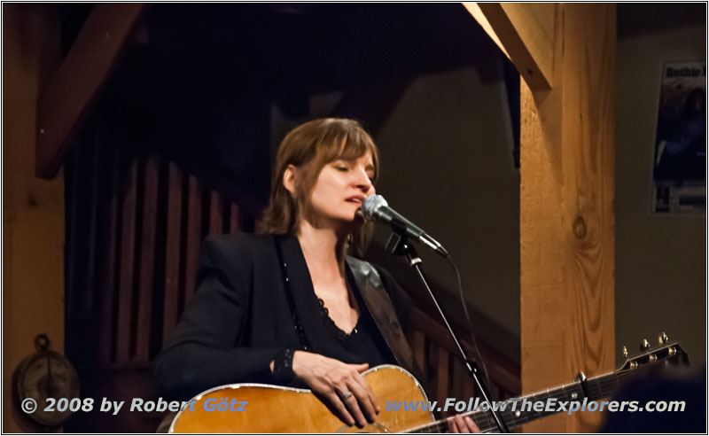 Christine Albert, Crossroads Coffeehouse, Winnsboro, TX Christine Albert, Crossroads Coffeehouse, Winnsboro, TX