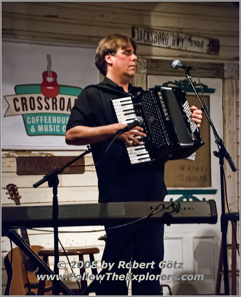 Chris Gage, Crossroads Coffeehouse, Winnsboro, TX Chris Gage, Crossroads Coffeehouse, Winnsboro, TX