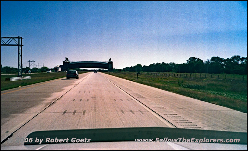Interstate 80, Great Platte River Road Archway Monument, NE
