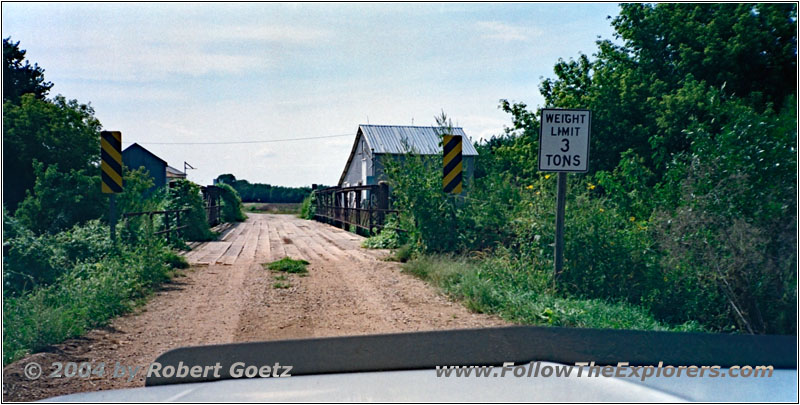 E Lapsley Rd über Gypsum Creek, Kansas