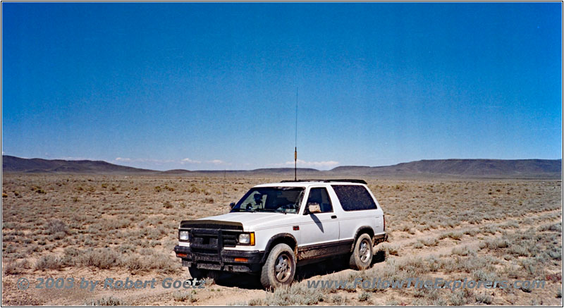 Muddy 88 S10 Blazer on Backroad, NM