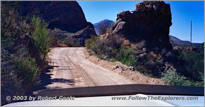 Pinto Canyon Road, Texas